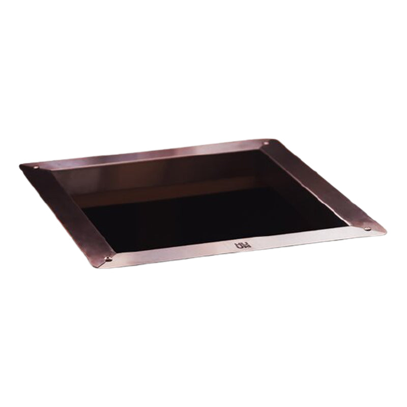 HUUM cLIFF/STEEL square embedding flange, isolated angled view.